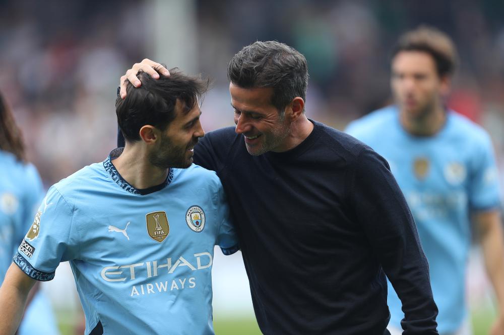 米兰冬窗急寻中锋：莱奥撑不起停区，谁能补上争冠最后一块拼图？